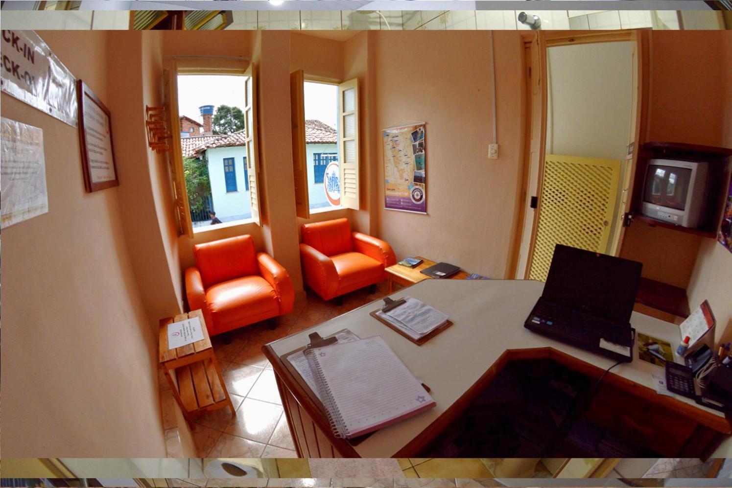 Pousada E Hostel Chapada Suites Ленсойс Экстерьер фото